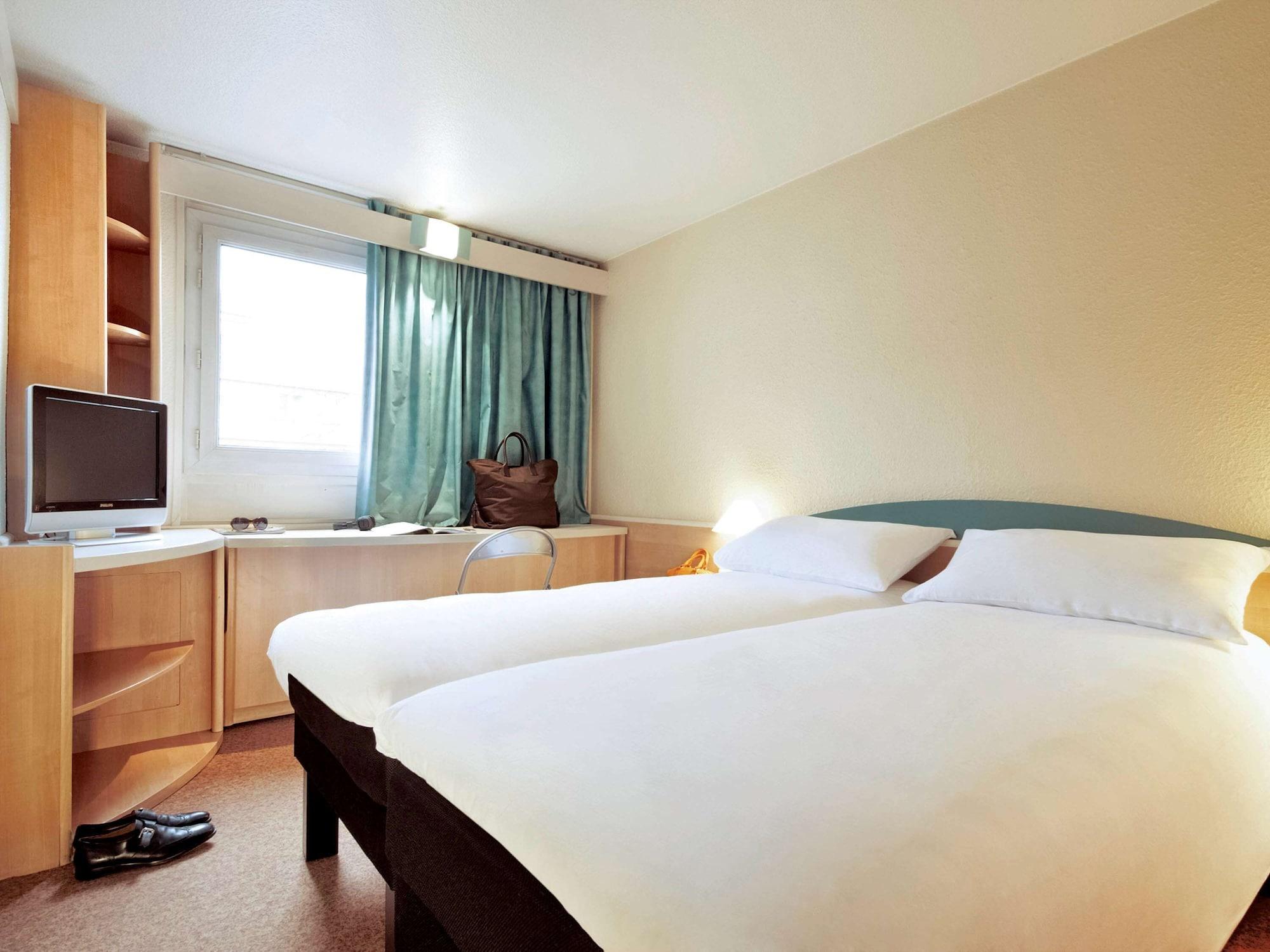 Ibis Sion Hotel Exterior foto