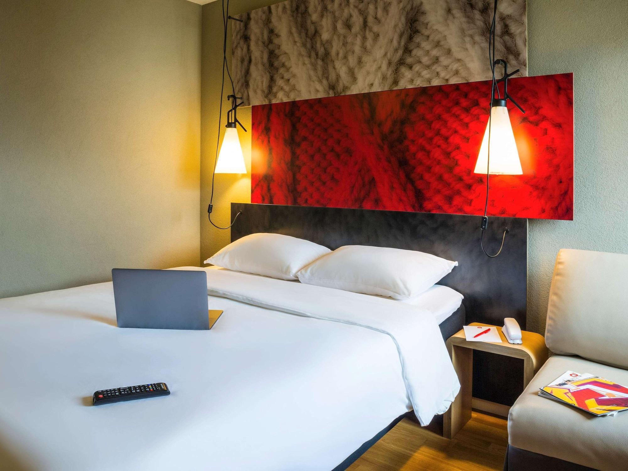 Ibis Sion Hotel Exterior foto
