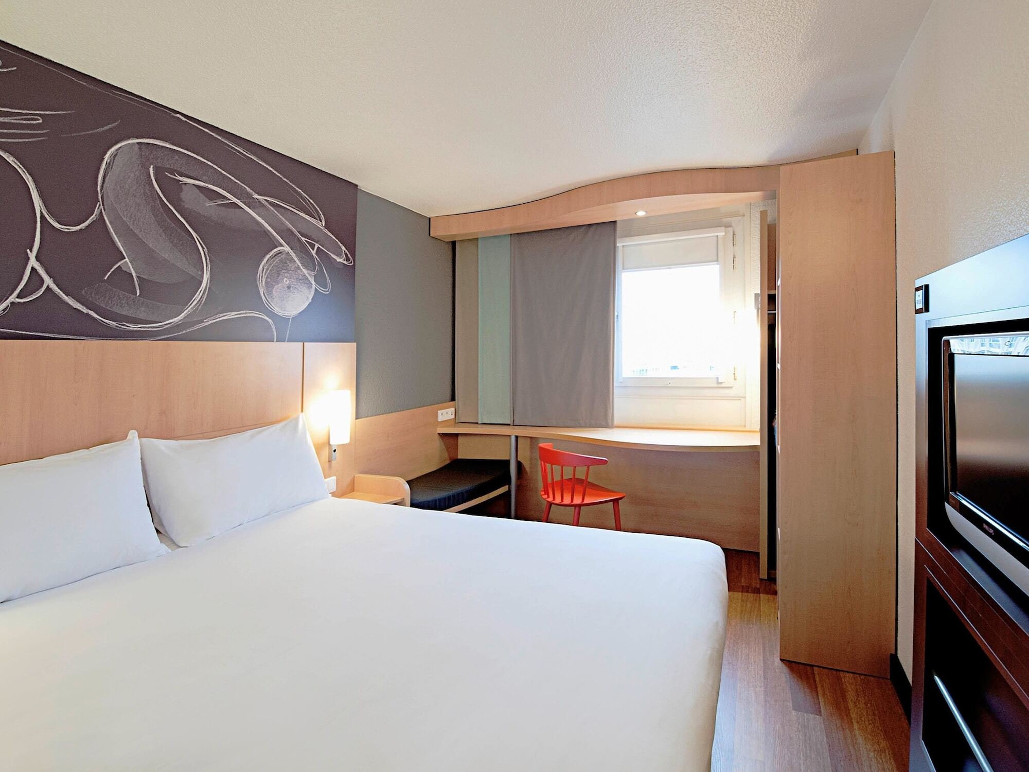 Ibis Sion Hotel Exterior foto